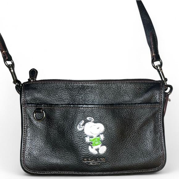 COACH x PEANUTS Black Heritage Convertible Crossbody with Snoopy Motif - Picture 2 of 12